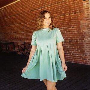 Chic Mint Green Pleated Mini Dress